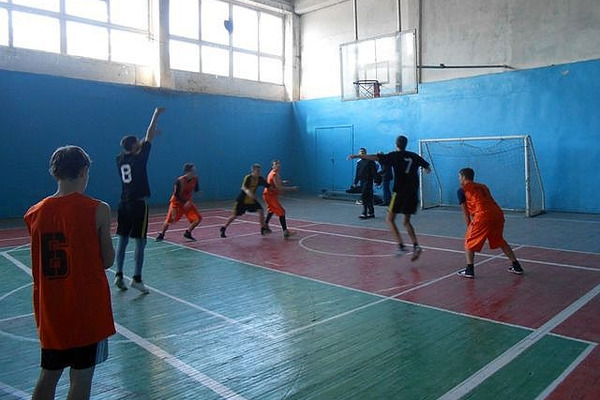 Баскетболісти ПТНЗ Херсонщини визначили найсильніших 