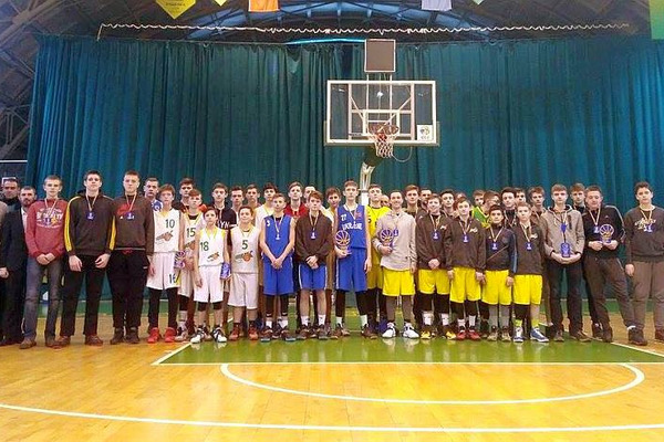 На Прикарпатті відбувся фестиваль юнацького баскетболу