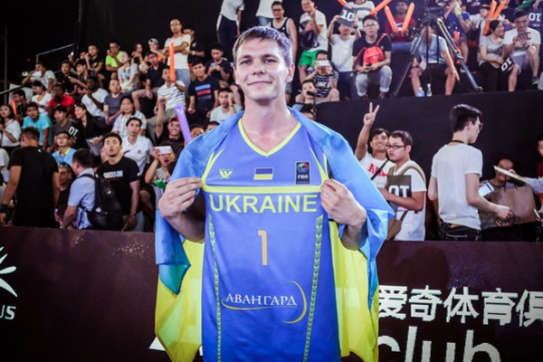 Кривенко брав участь у слем-данк контесті чемпіонату світу з травмою