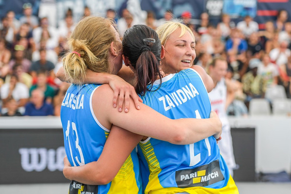 Збірна України завоювала "бронзу" чемпіонату світу