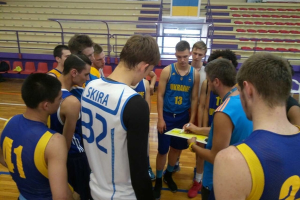 Iспанія U-18 - Україна U-18: трансляція матчу турніру в Альбасете