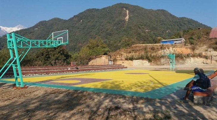 У Гімалаях відкрили баскетбольний майданчик на висоті понад 1220 м над рівнем моря