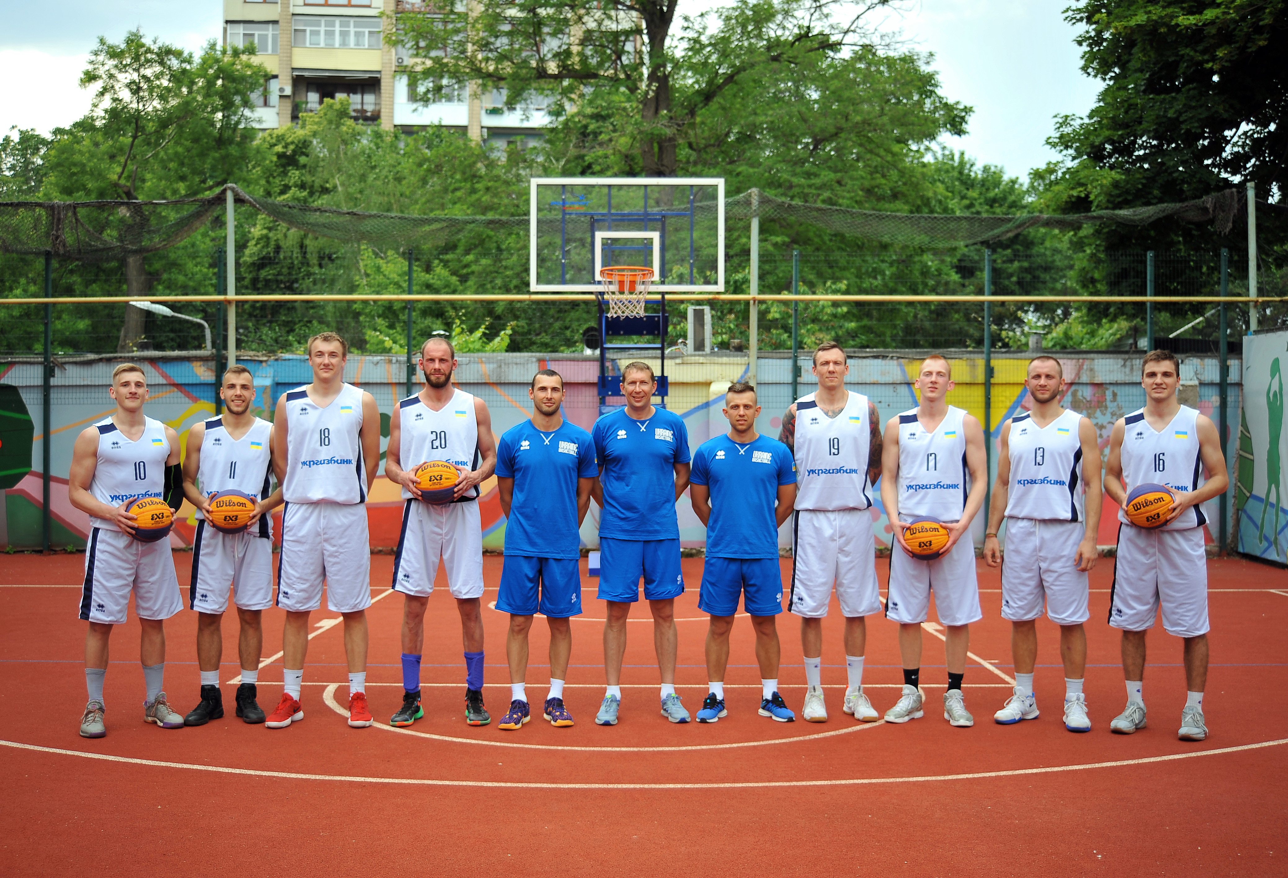 Чоловіча і молодіжна збірні України з баскетболу 3х3 вирушили на підготовку до Польщі