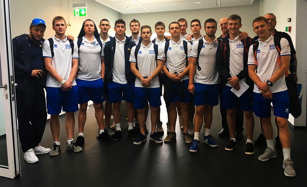 Чоловіча збірна України U-20 вирушила на матчі до Іспанії