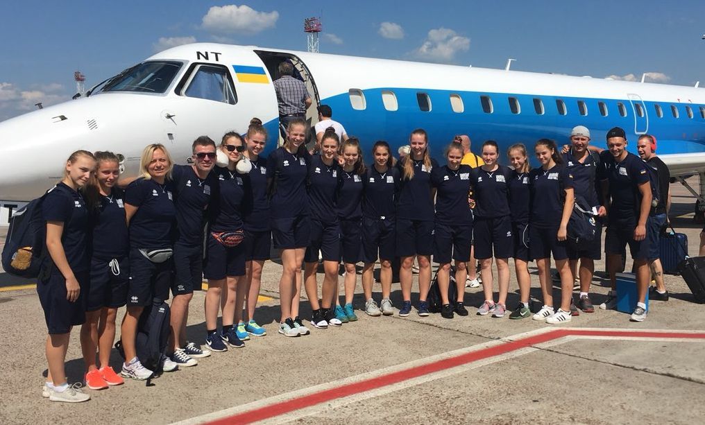 Жіноча збірна України U-16 вирушила на спаринги до Румунії