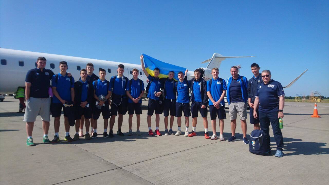 Чоловіча збірна України U-16 відправилася на Чемпіонат Європи у Чорногорію. Розклад, статситика та склад