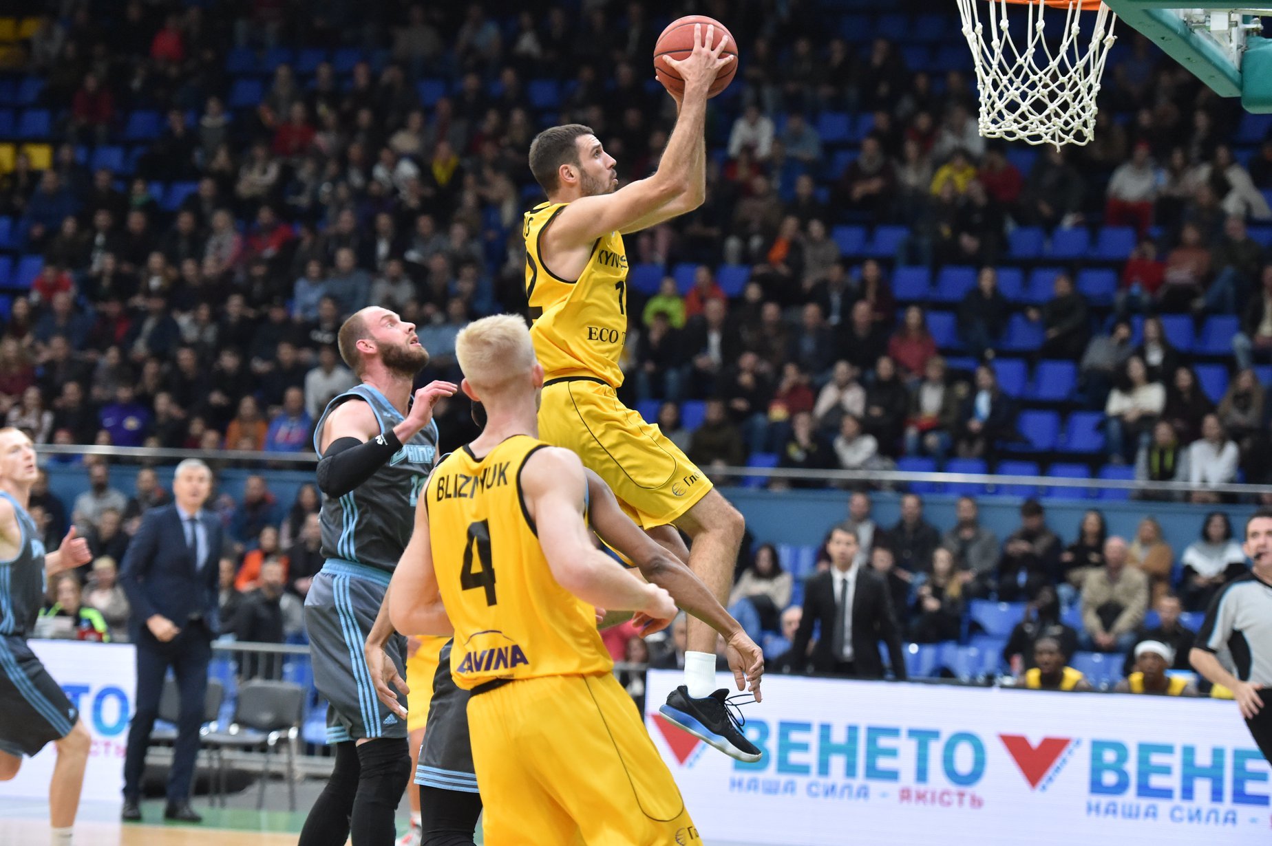 Битва за лідерство в Кубку Європи FIBA — Київ-Баскет приймає в Палаці спорту чемпіона Білорусі 