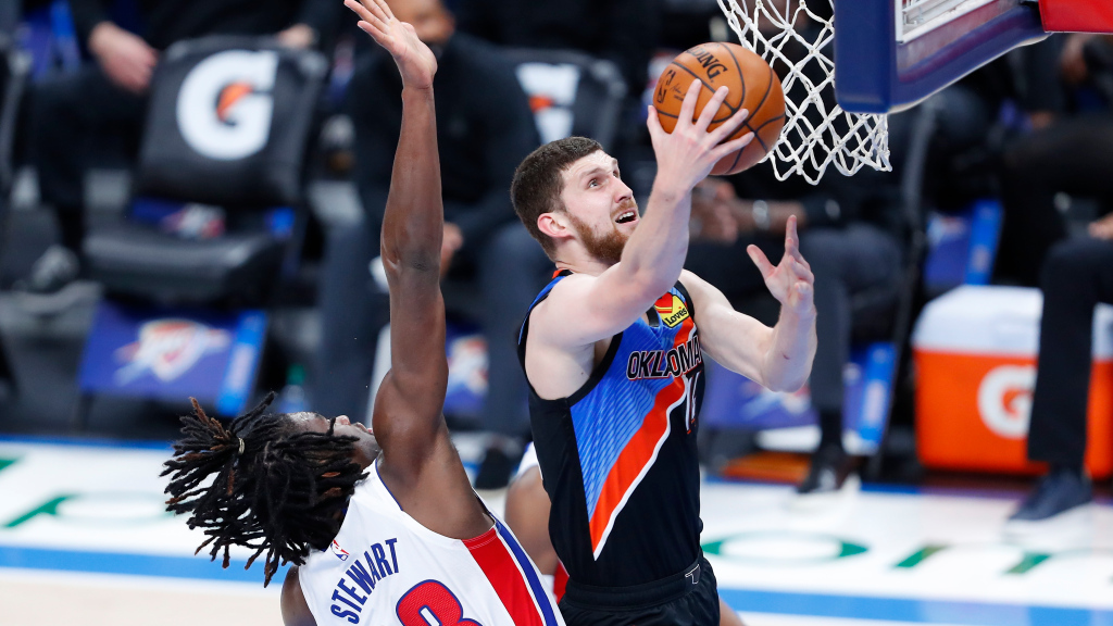 Святослав Михайлюк та Олексій Лень зіграли результативні поєдинки в НБА