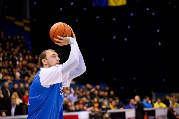 Клуб НБА відмовився від українського форварда