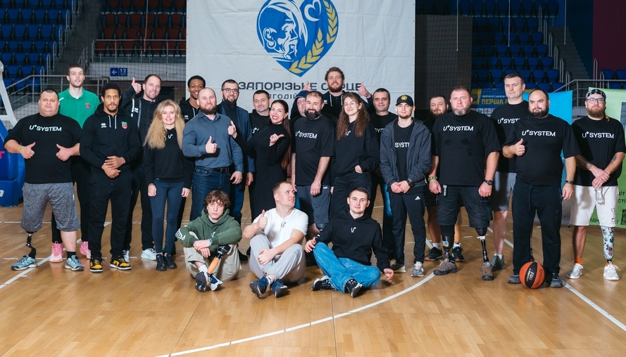 Гравці БК Запоріжжя зіграли в баскетбол з ветеранами війни