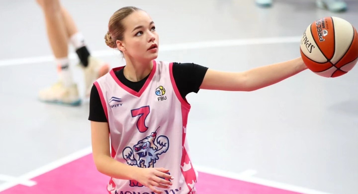 Жіноча Вища ліга: відеотрансляція матчів 29 листопада