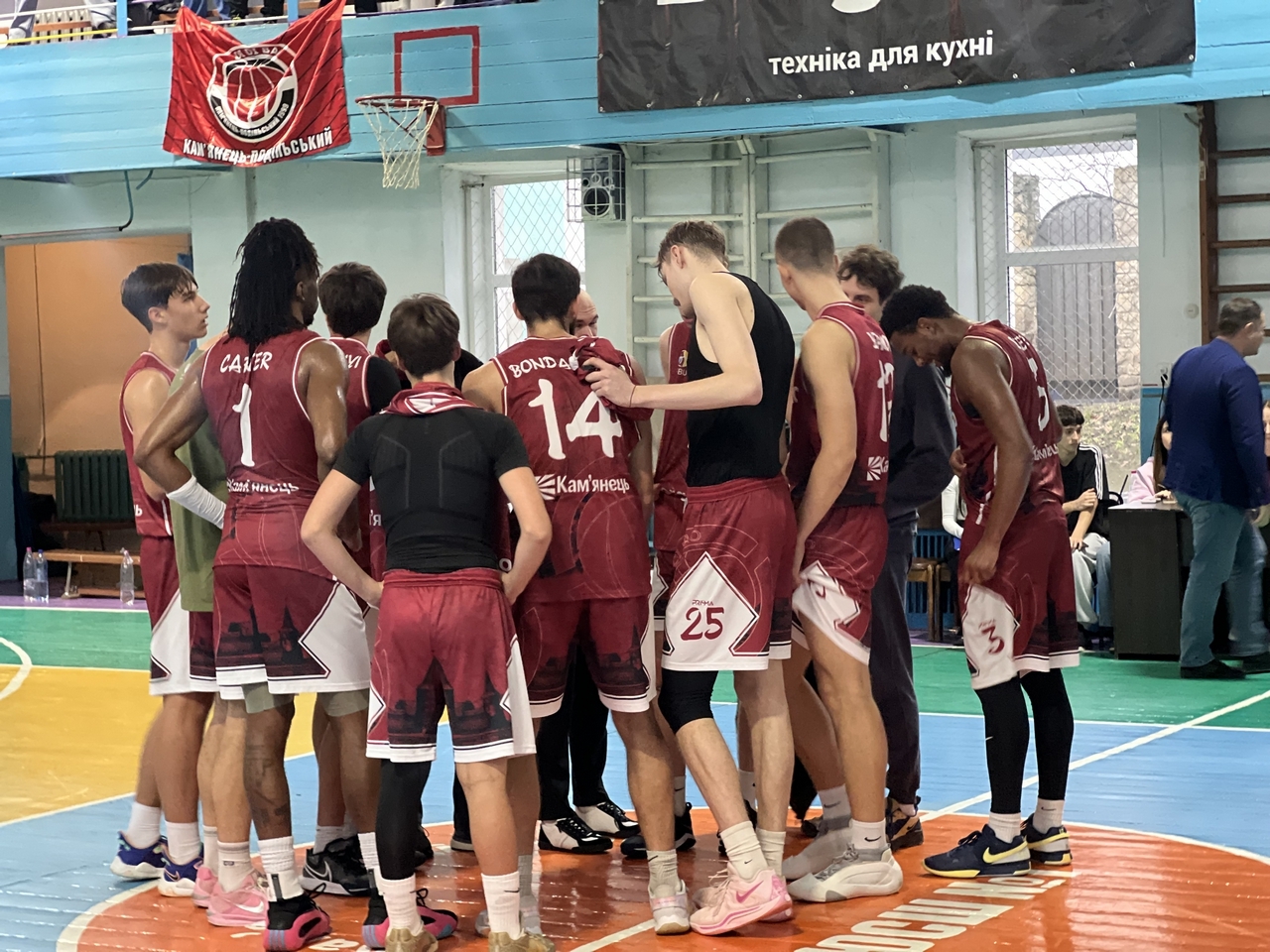 ДіДіБао та Самбір укріпились на вершині: турнірна таблиця Вищої ліги