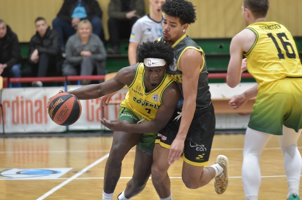 Прикарпаття-Говерла в Рівному перемогла Київ-Баскет