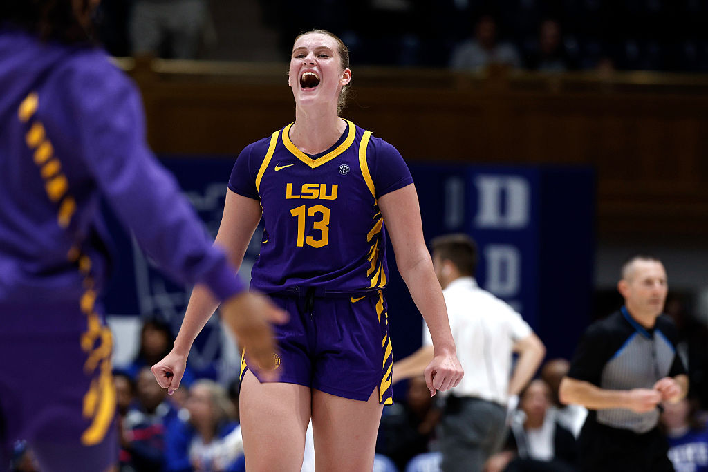 Українки за кордоном: Ягупова дебютувала за нову команду, результативні матчі Коваль та Діке у NCAA