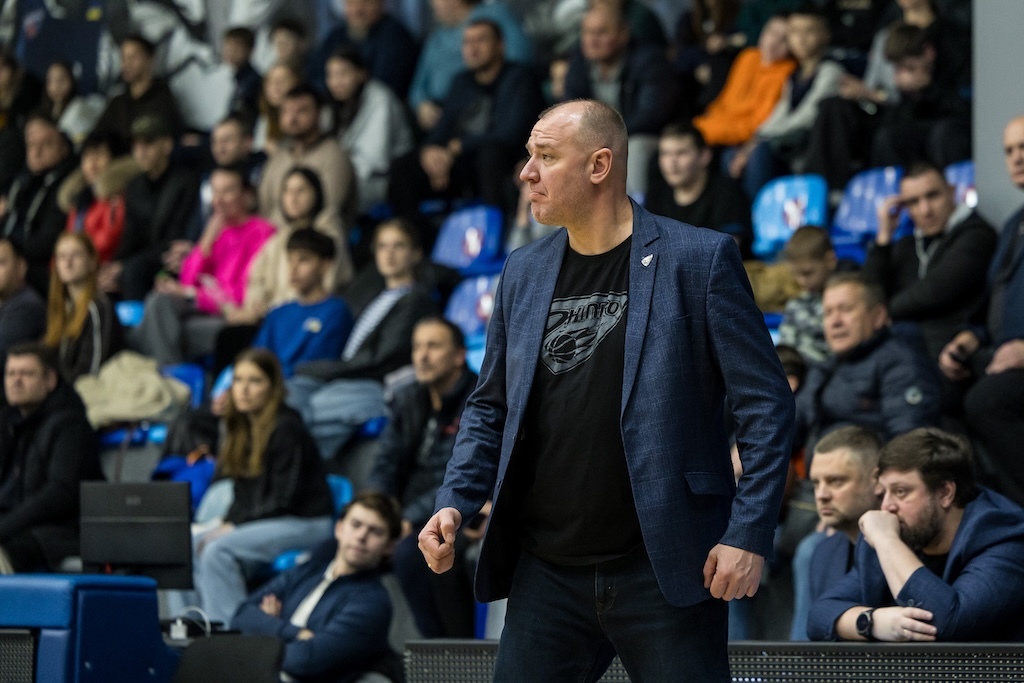 Кубкова перемога Дніпра над Старим Луцьком: відео коментарів 