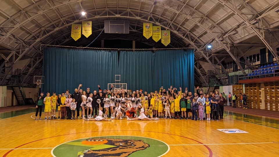 БК Говерла провела традиційні Новорічні баскетбольні естафети