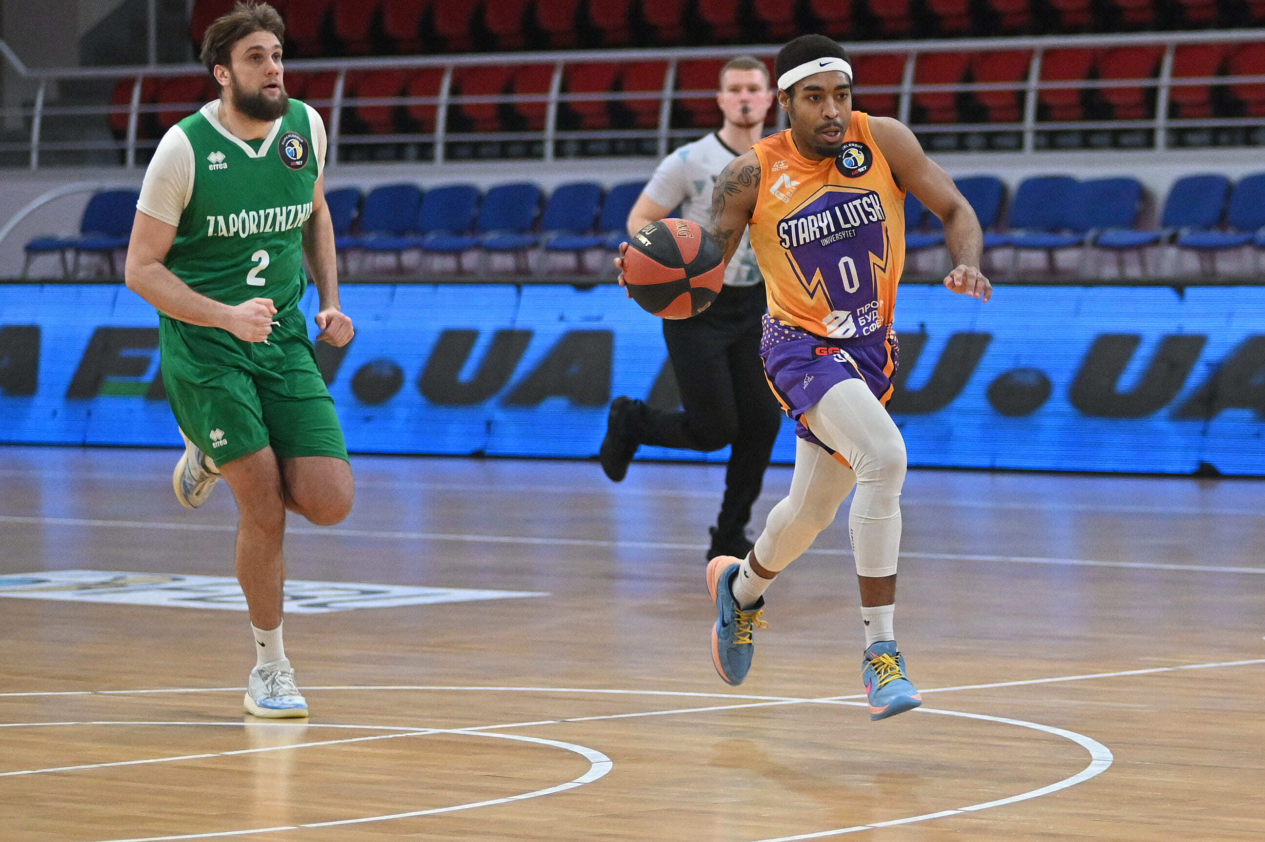 Старий Луцьк розгромно переміг Запоріжжя: фотогалерея матчу