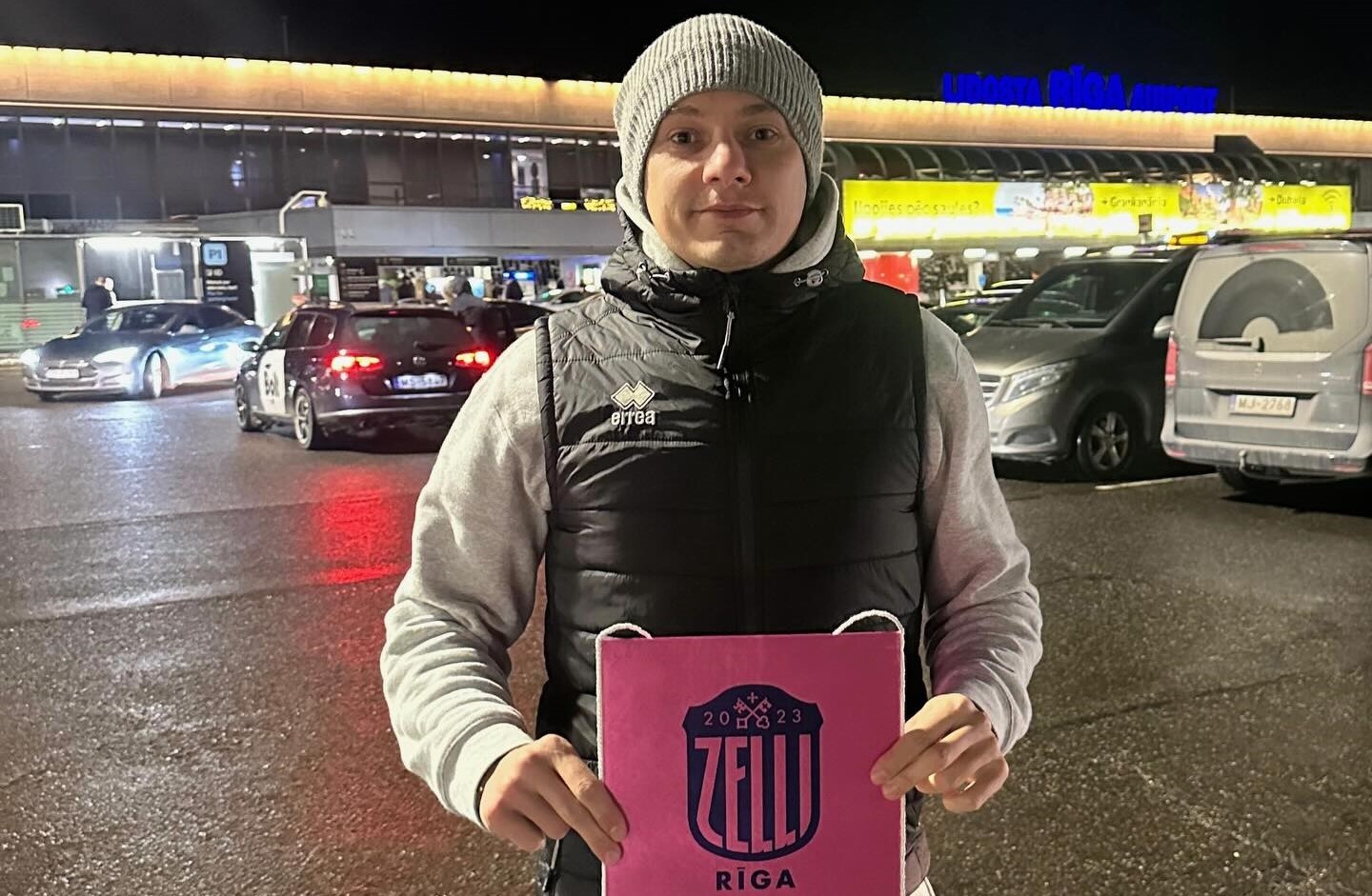 Українці за кордоном: Лукашов дебютував на новий клуб