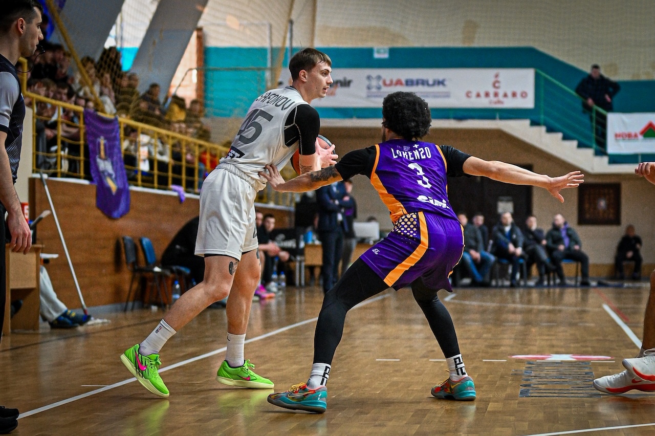 Ніко-Баскет завдав Старому Луцьку домашньої поразки