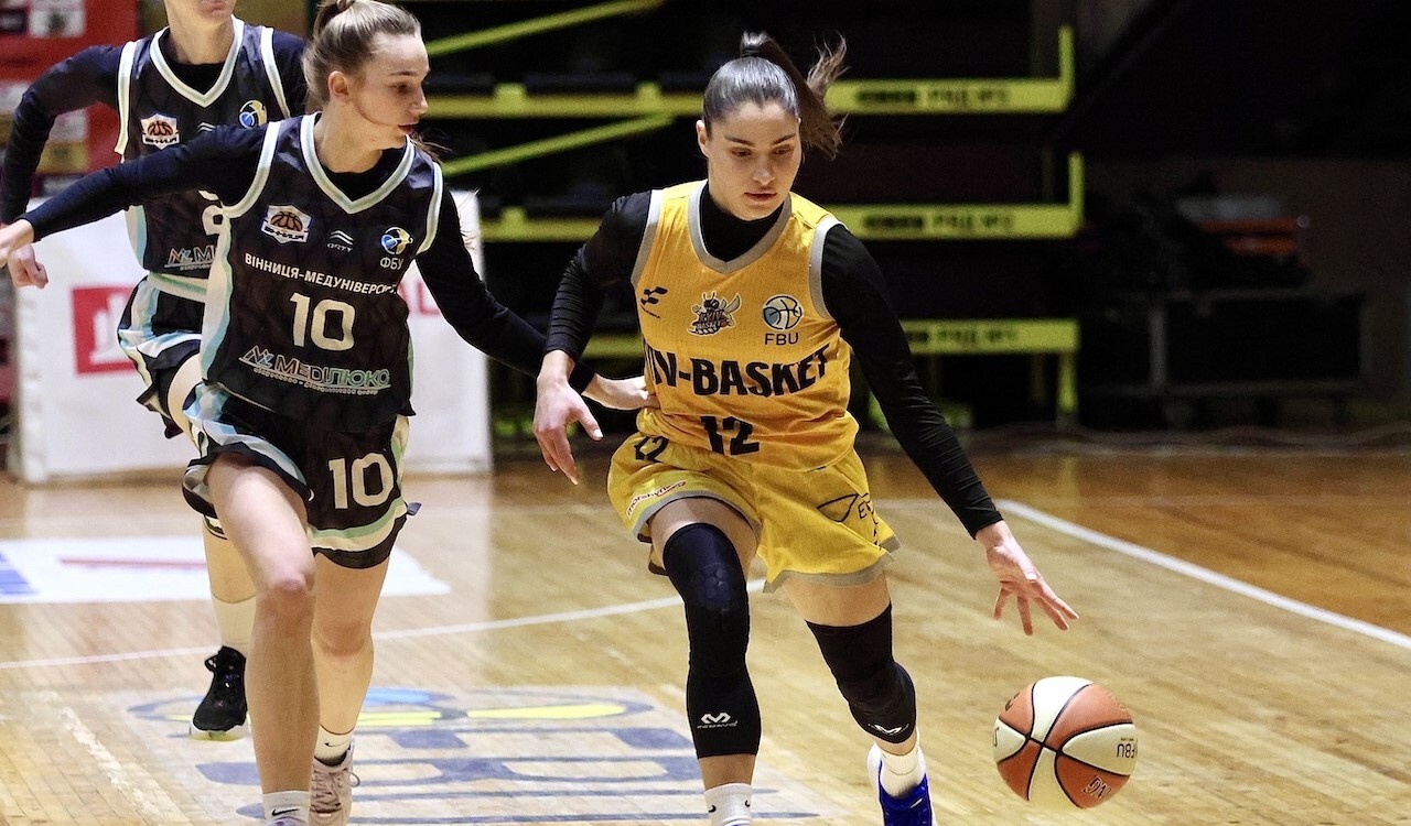 Жіноча Суперліга: відеотрансляція матчів 26 січня