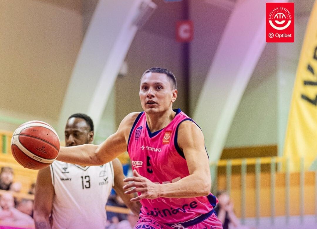 Українці за кордоном: Ковляр відіграв 13 хвилин у Єврокубку, Лукашов визнаний MVP матчу