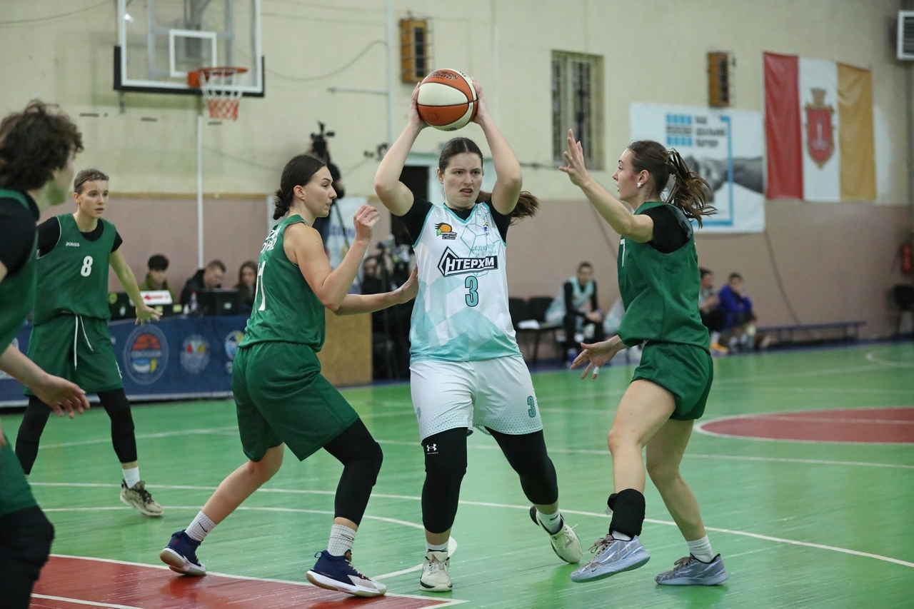 Жіноча Вища ліга: Рівне та Франківськ-КНУВС одержали перемоги