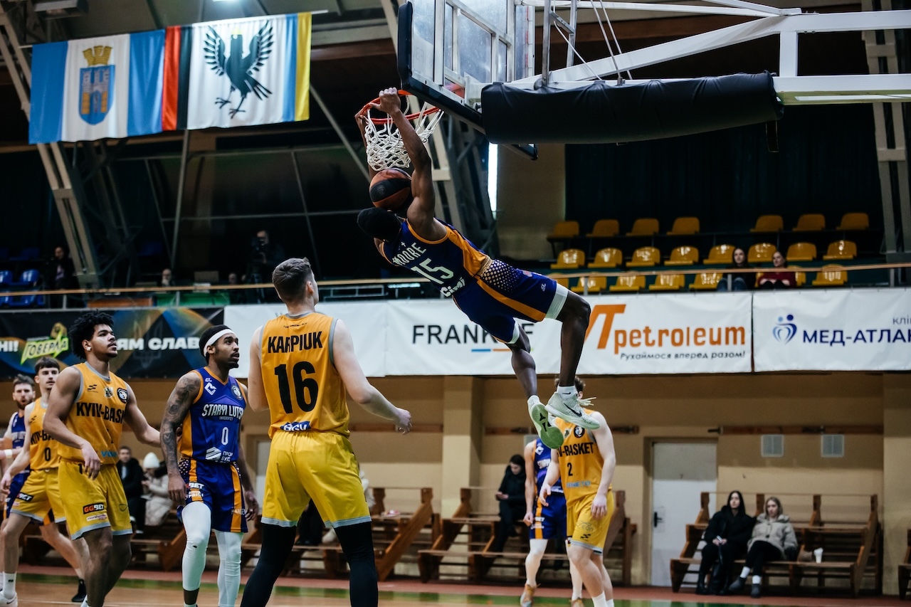 Старий Луцьк сенсаційно переміг Київ-Баскет: фотогалерея