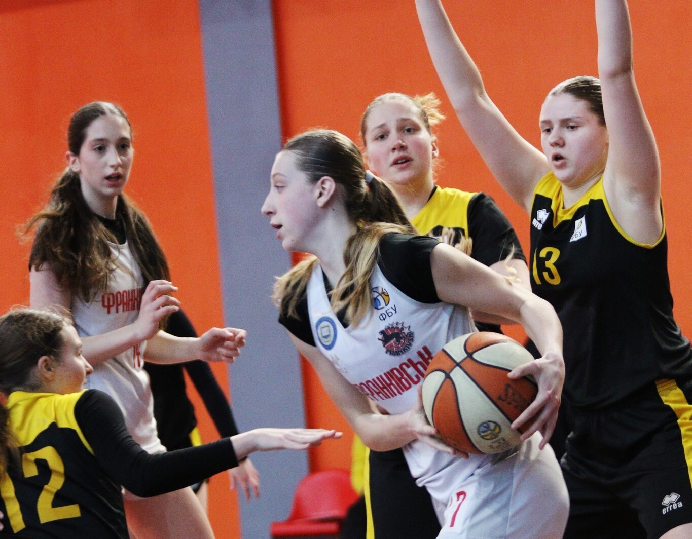 ВЮБЛ серед дівчат 2009 року: Франківськ-ОДЮСШ-ДЮСШ№2 залишився непереможним після домашнього туру