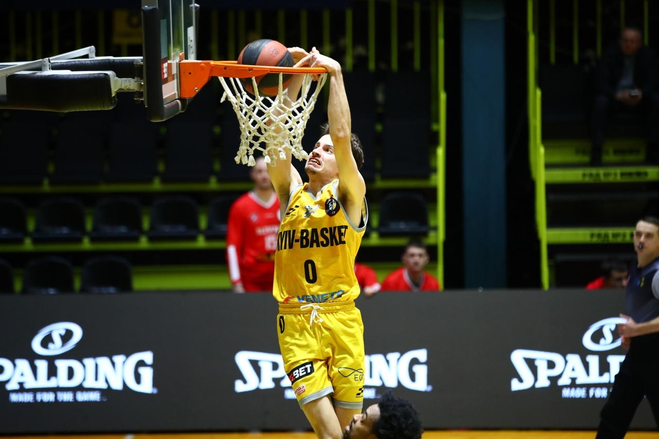 Київ-Баскет вдома обіграв Рівне: фотогаларея