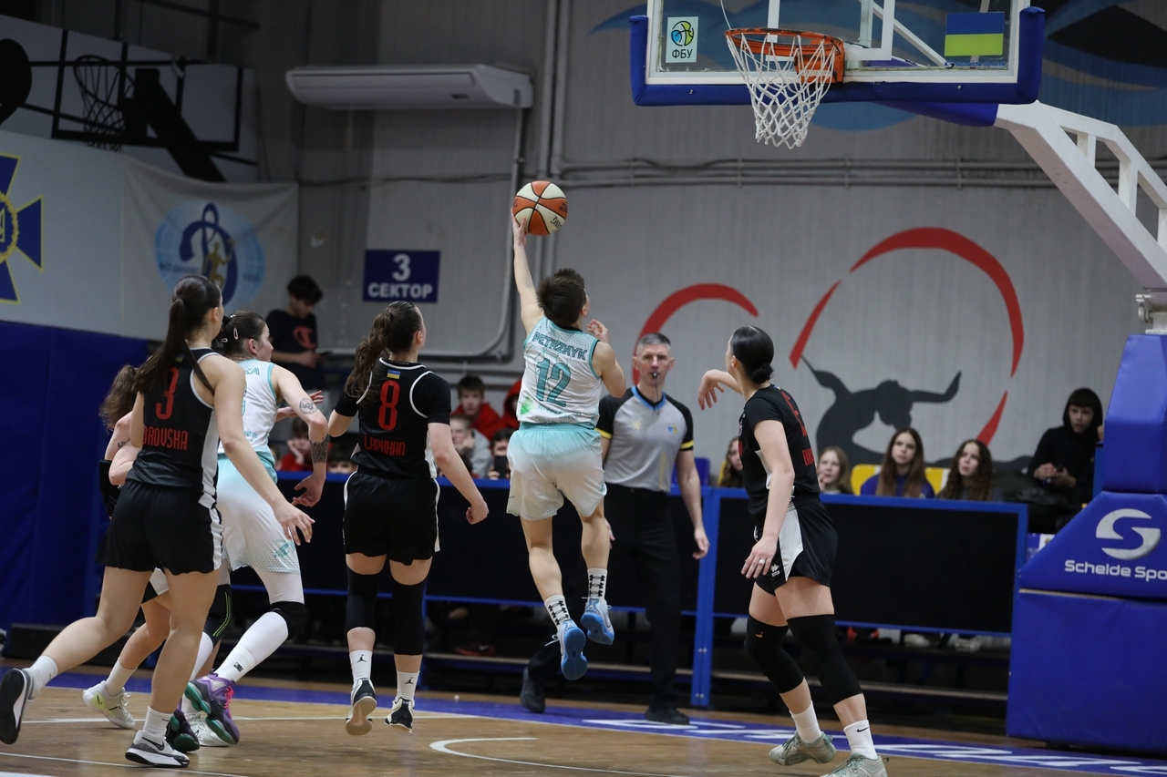 Франківськ-Прикарпаття в овертаймі вирвав перемогу у ІнтерХіма