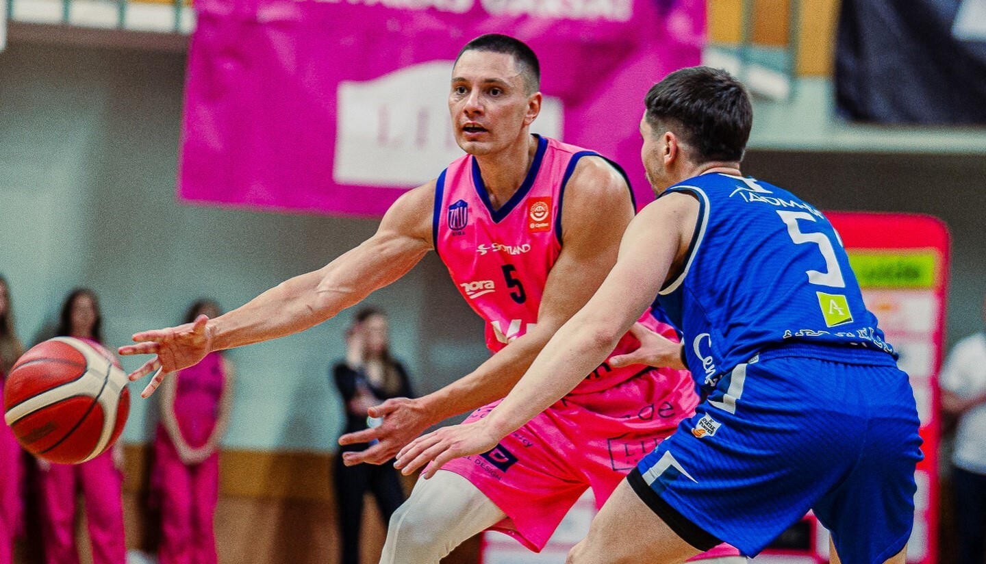 Українці за кордоном: Ткаченко зіграє в півфіналі Кубка Хорватії, Лукашов відіграв 13 хвилин у ЛЕБЛ