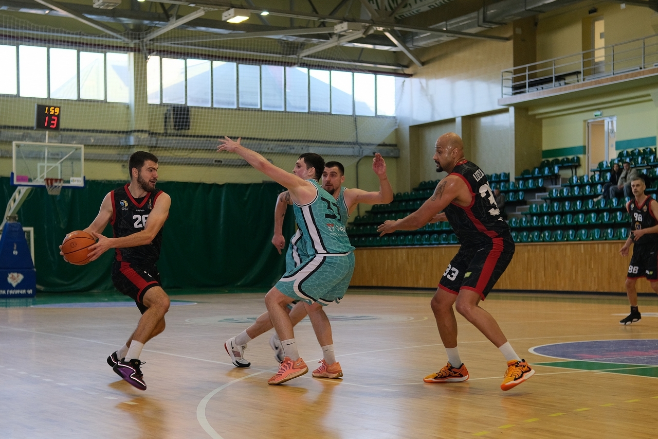 Самбір здобув дві перемоги над Вінницею: фотогалерея матчів Вищої ліги