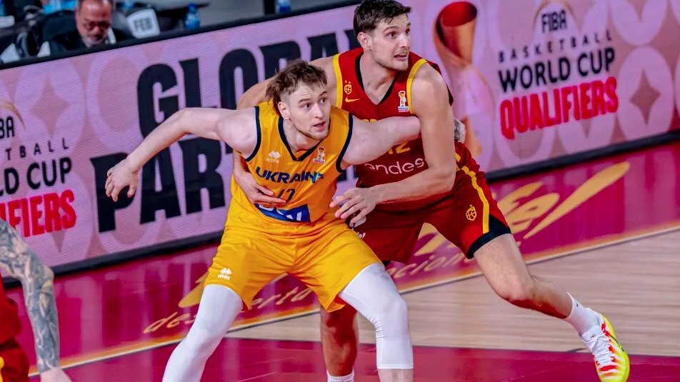 Було важко проти такої команди повертатися: що сказали гравці збірної України після виїзної поразки від Іспанії