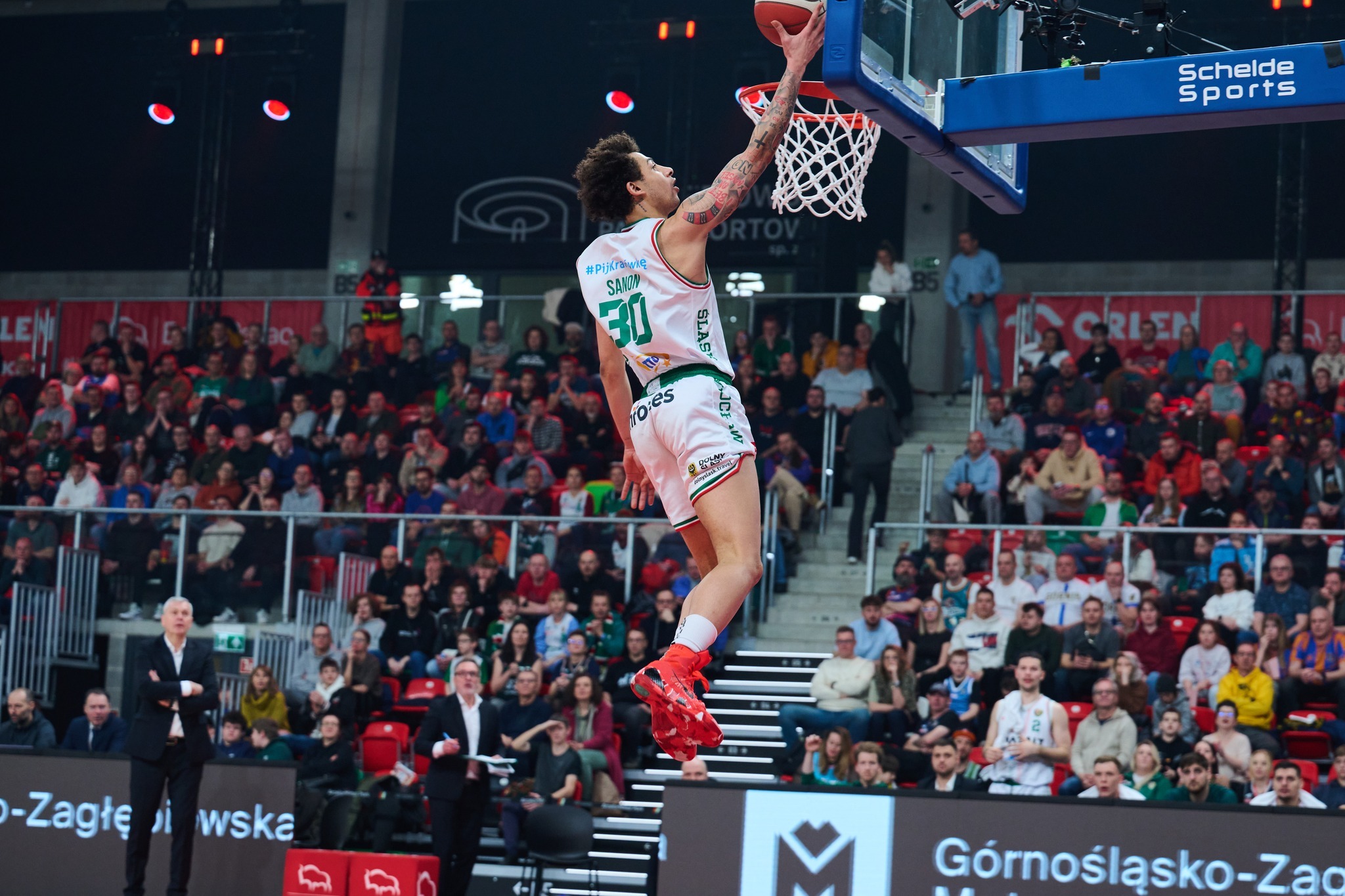 Українці за кордоном: Санон набрав 15 очок в чемпіонаті Польщі