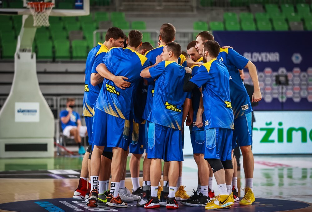 Збірна України грає проти чемпіонів світу у відборі на ЧС-2023