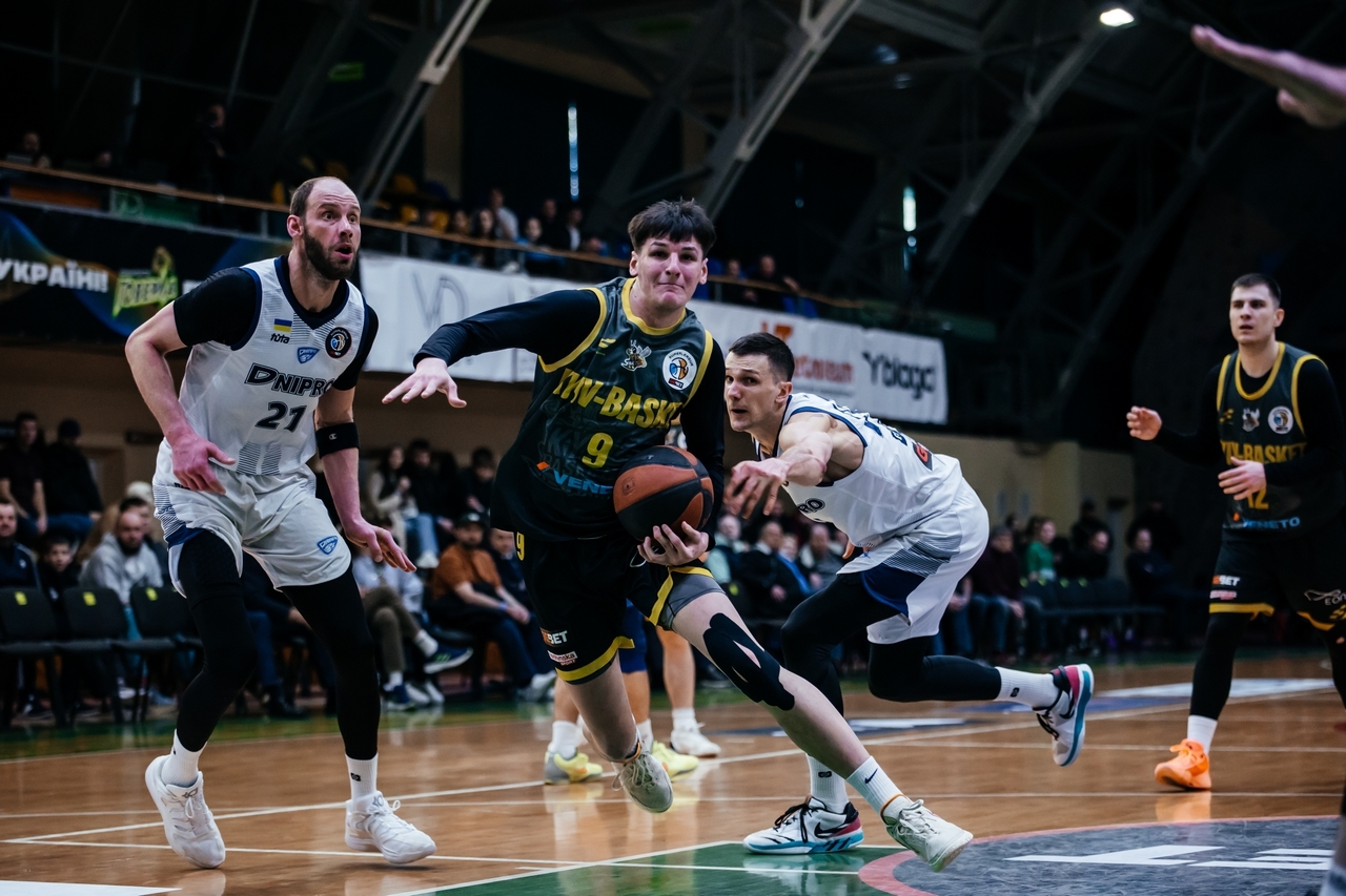 Київ-Баскет та Прикарпаття-Говерла розіграють трофей: хайлайти півфіналів Кубка України