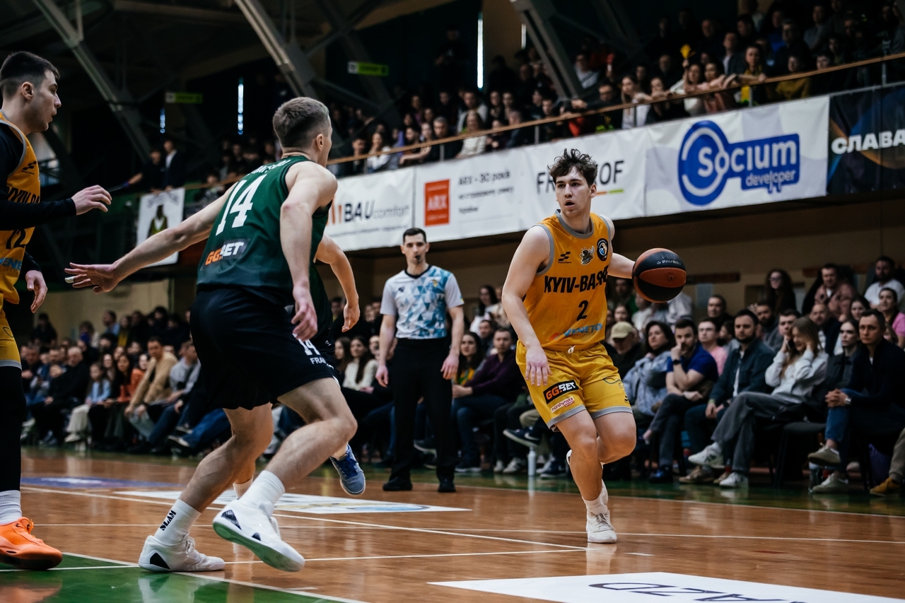 Єгор Сушкін: Дуже крута атмосфера, ми перемогли і забираємо трофей додому