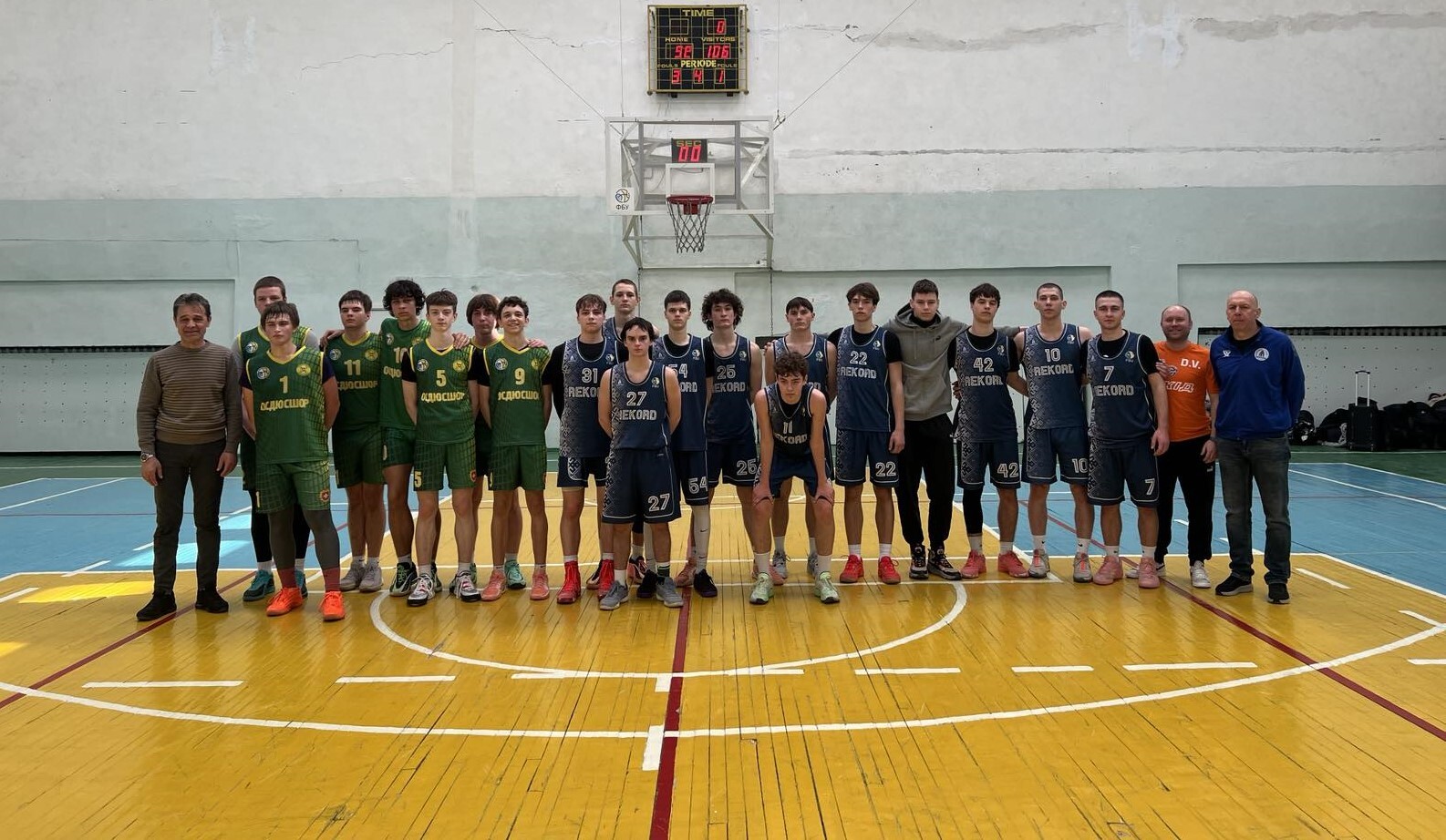 ВЮБЛ серед юнаків 2009 року: дніпровська СДЮСШОР-5-ДФКС виграла два матчі у Рівному