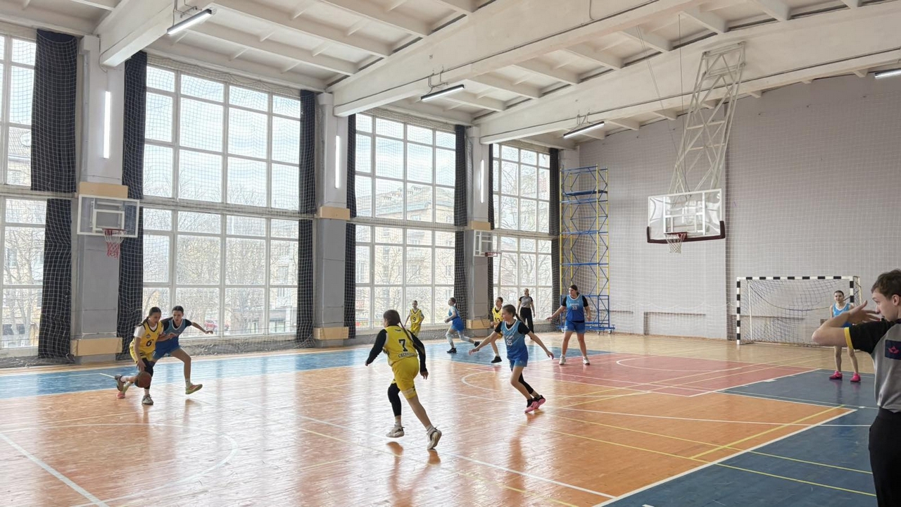 ВЮБЛ серед дівчат 2013 року: Івано-Франківськ прийняв матчі першого етапу