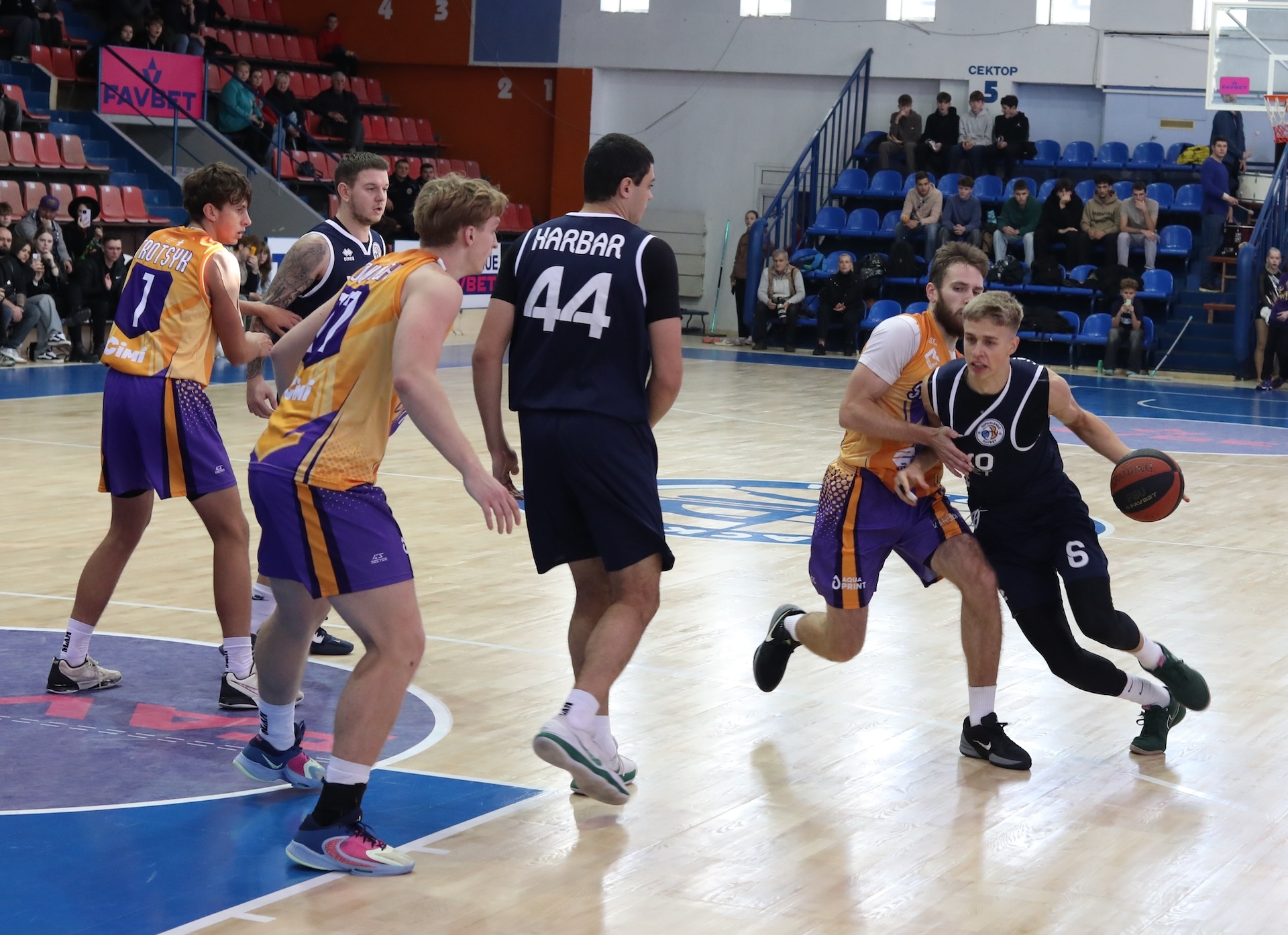 30 очок Грищука допомогли Ніко-Баскету перемогти Старий Луцьк