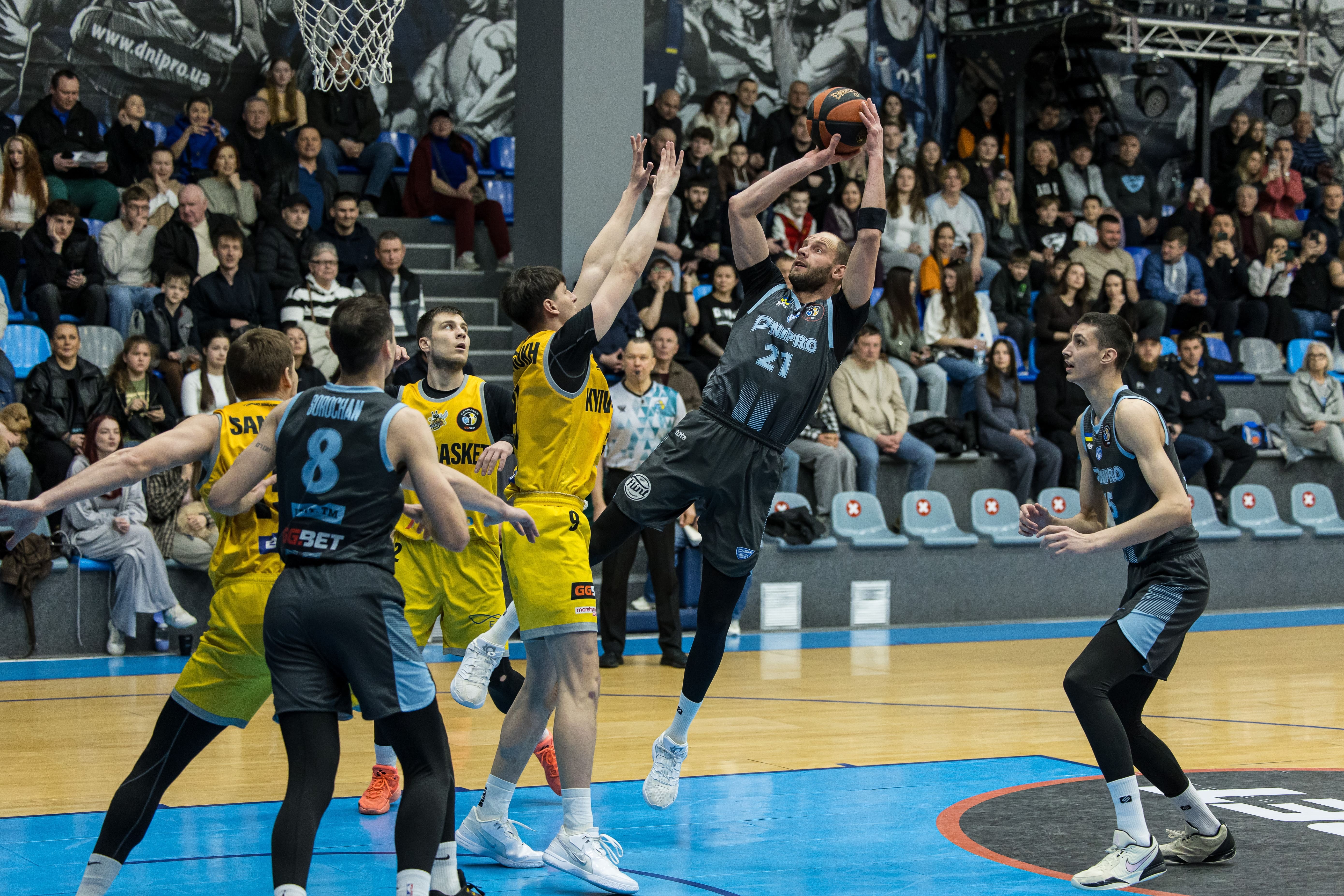 Дніпро із великою різницею в рахунку переміг Київ-Баскет: фотогалерея матчу