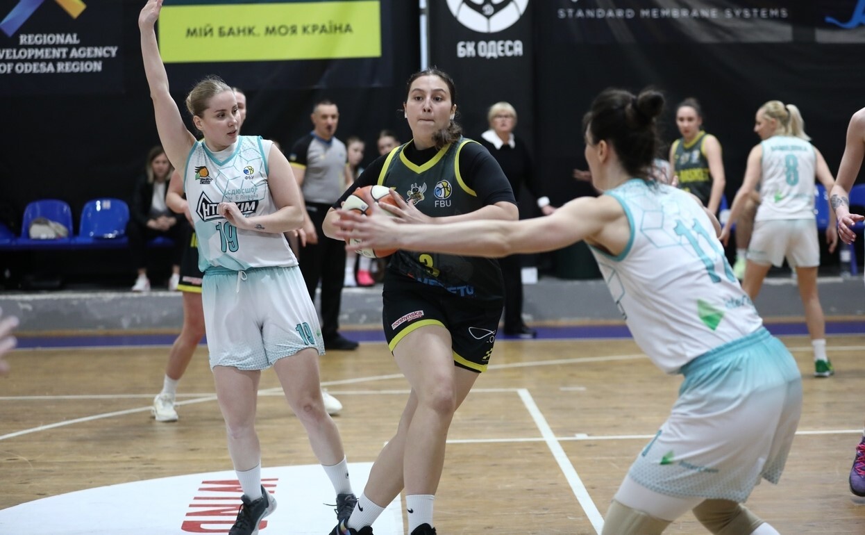 Жіноча Суперліга: відеотрансляція матчу 3 квітня