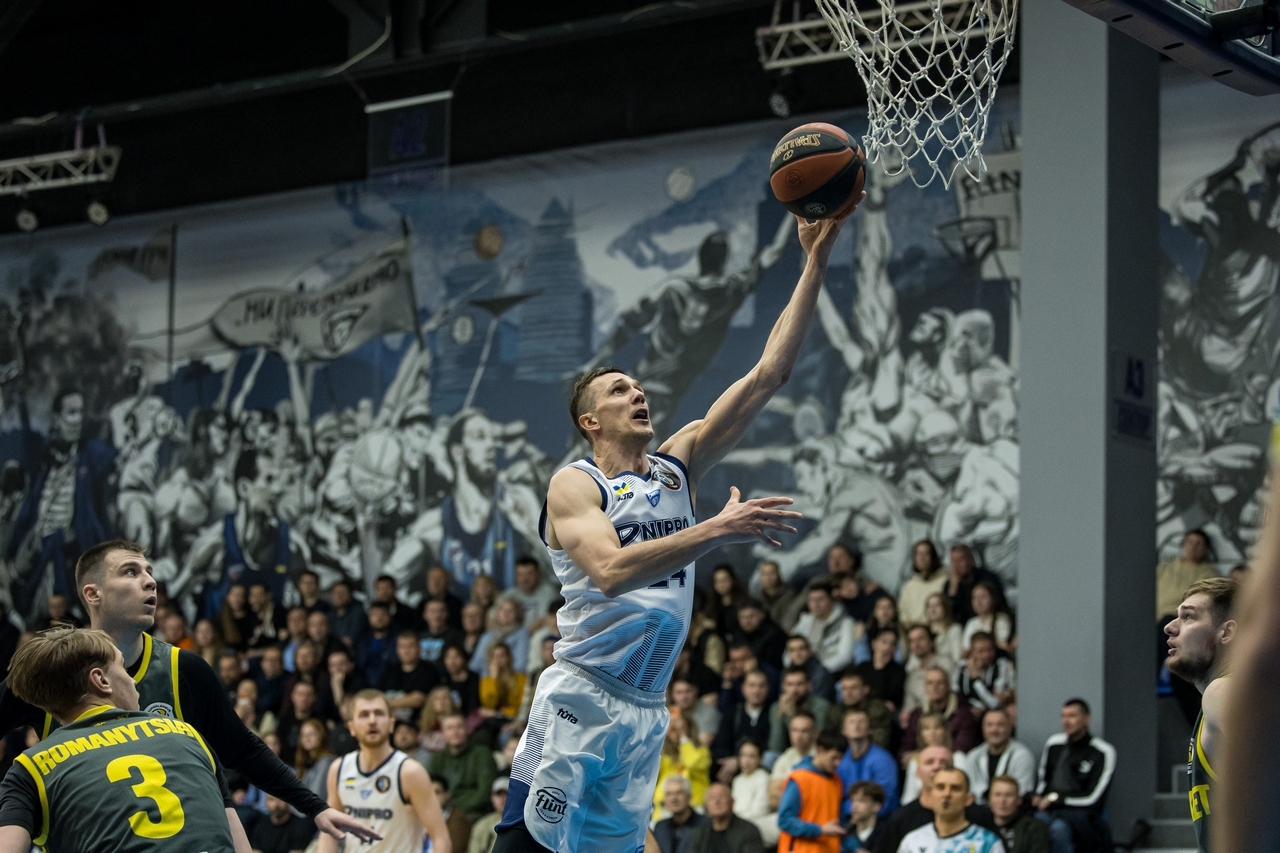 Володимир Конєв піднявся в двох історичних рейтингах Суперліги