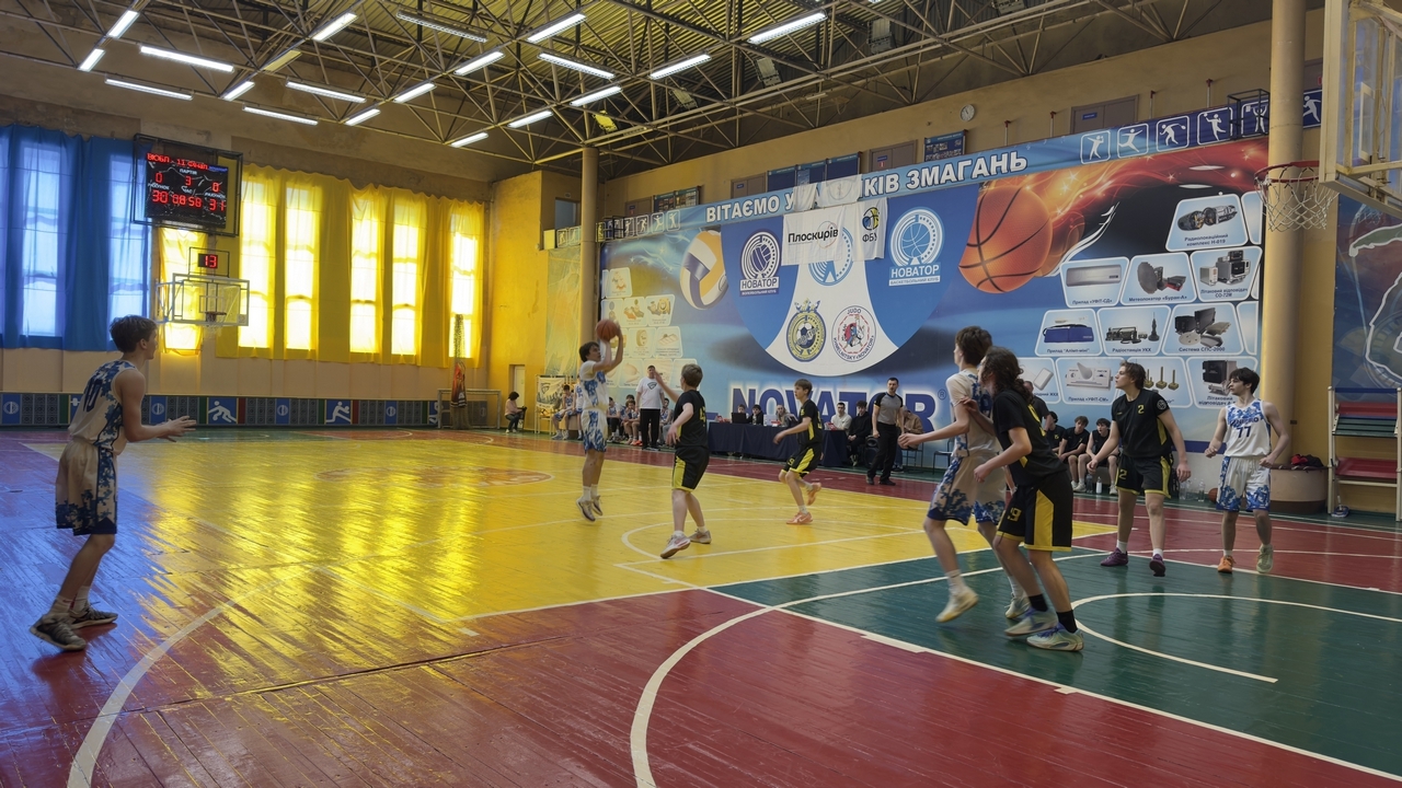 ВЮБЛ серед юнаків 2011 року: друга перемога СДЮСШОР-5-ДФКС, овертайм команд Чернівців та Хмельницького