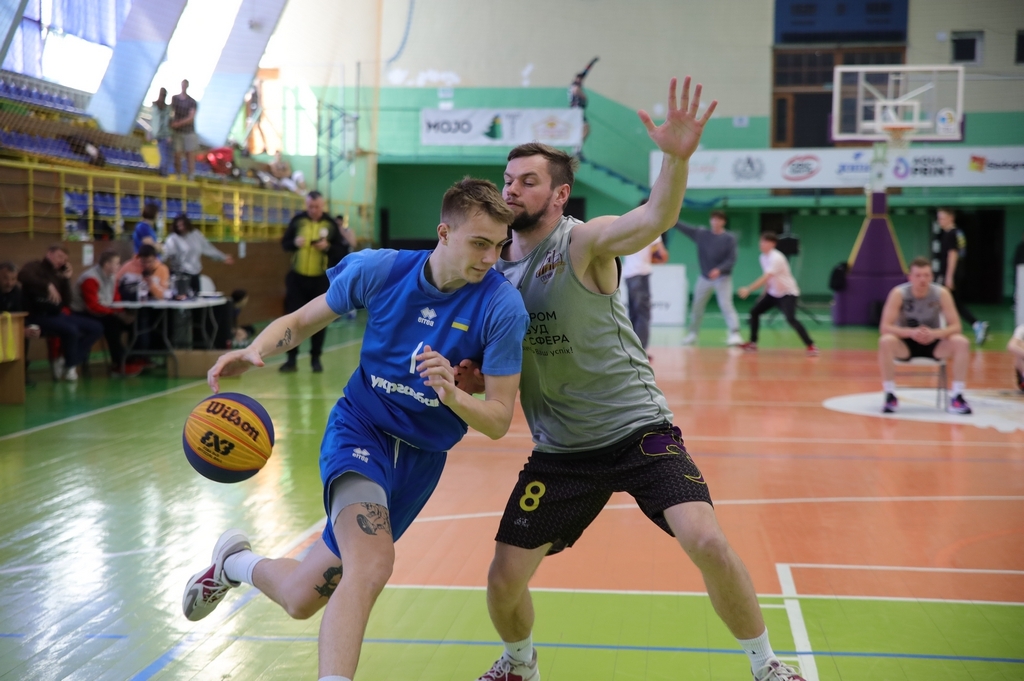 У Луцьку відбувся тур чемпіонату України з баскетболу 3х3 (U-23) присвячений пам'яті Михайла Приступи