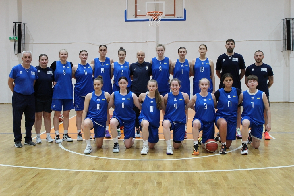 Жіноча збірна України U-18 продовжує підготовку до Євробаскету: фотогалерея