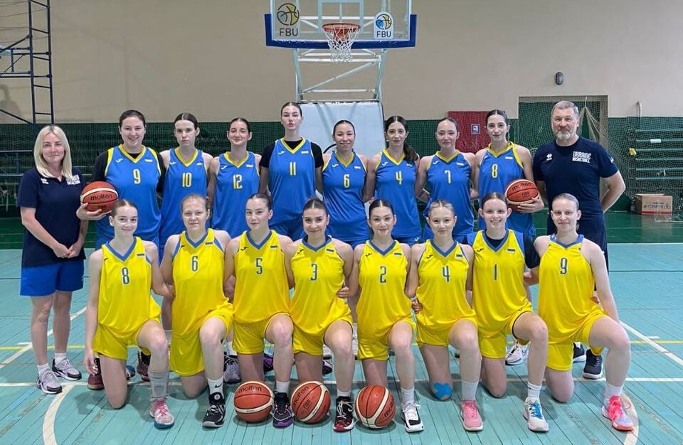 Жіноча збірна U-16 завершила перший збір матчами з Польщею
