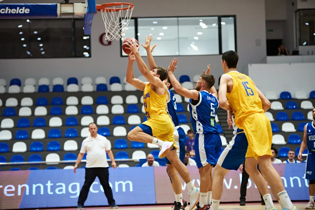 Збірна України перемогла Косово та вийшла у плей-оф чемпіонату Європи U-20