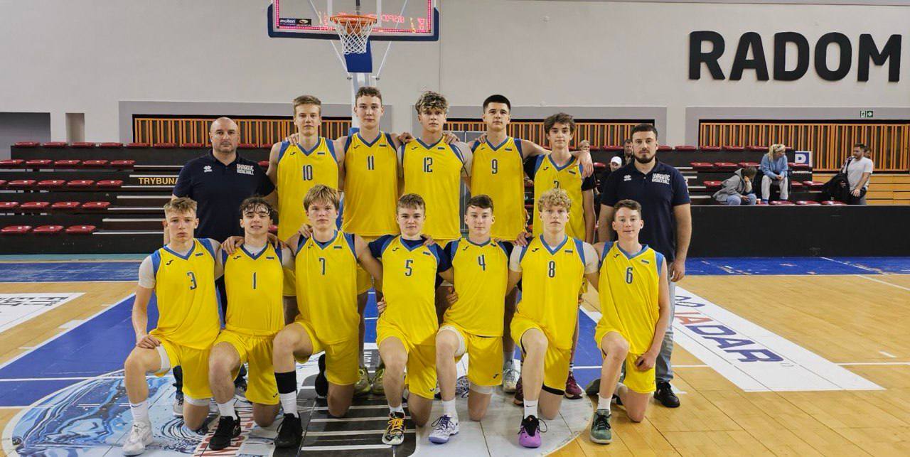 Збірна України U-16 розгромною перемогою завершила виступи на етапі ЄЮБЛ