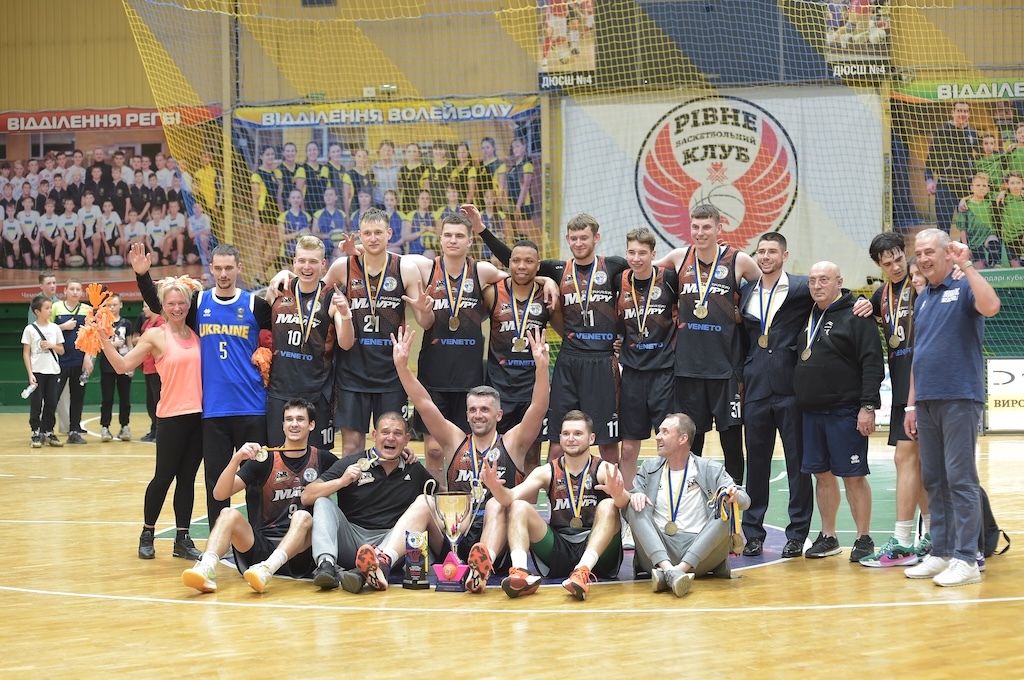 Черкаські Мавпи виграли вирішальний матч бронзової серії проти Рівного: фотогалерея